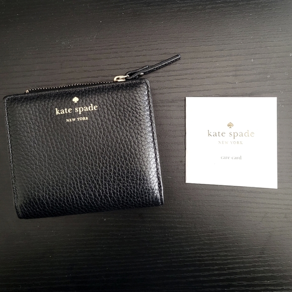 kate spade Black Bifold Wallet like new l-zip - Picture 1 of 10